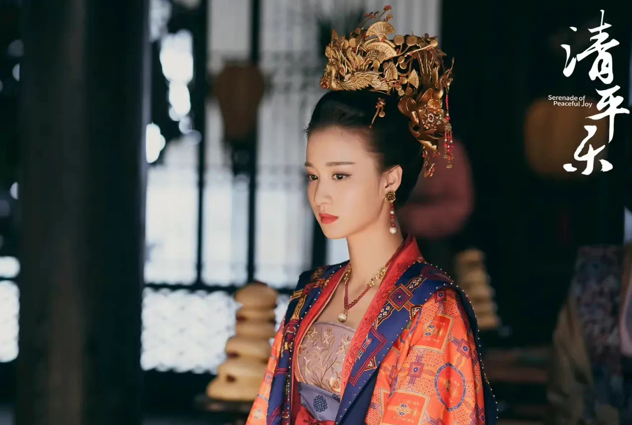 หวังฉู่หรานรับบทจางปี้หานใน Serenade of Peaceful Joy